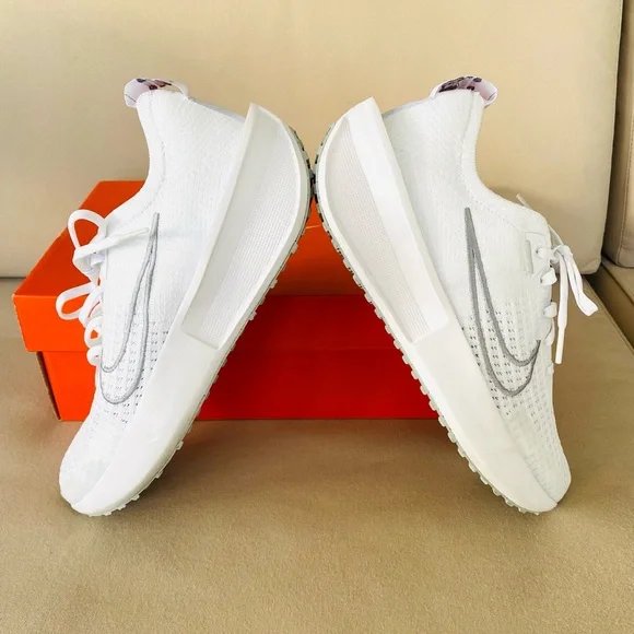 Nike Interact Run Sneakers - Picture 3 of 12